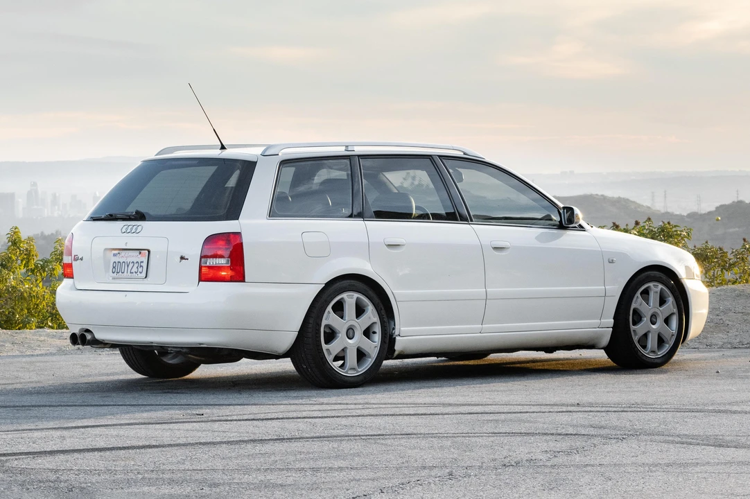 2001 Audi B5 S4 - Image 13 of 31