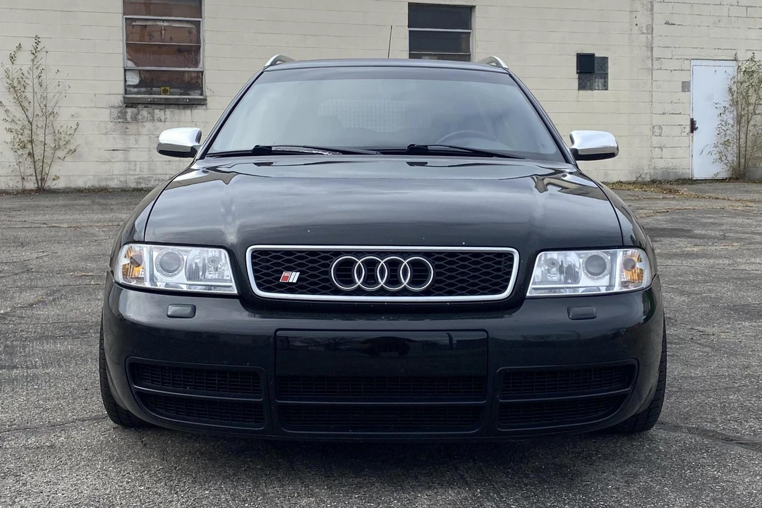 2001 Audi B5 S4 - Image 2 of 31
