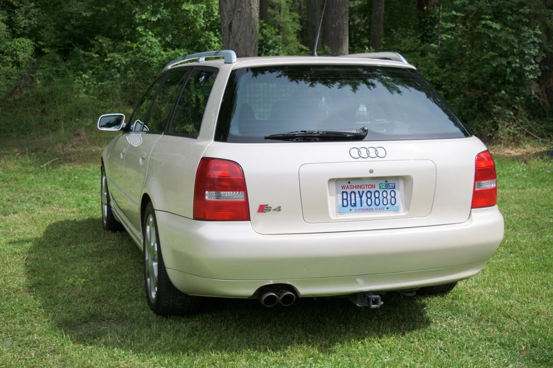 2001 Audi B5 S4 - Image 8 of 31