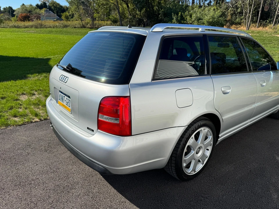 2001 Audi B5 S4 - Image 24 of 31