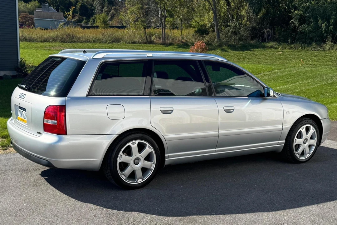 2001 Audi B5 S4 - Image 9 of 31