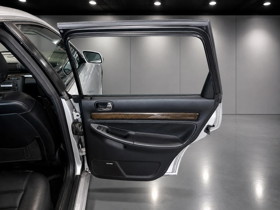 2001 Audi B5 S4 - Image 13 of 22