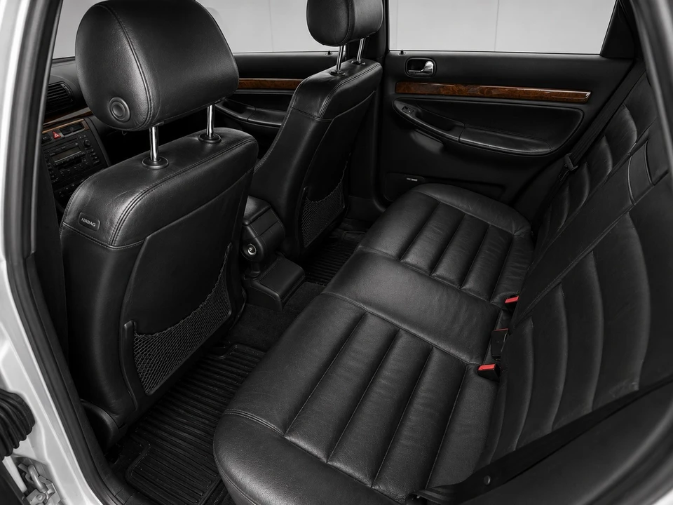 2001 Audi B5 S4 - Image 10 of 22