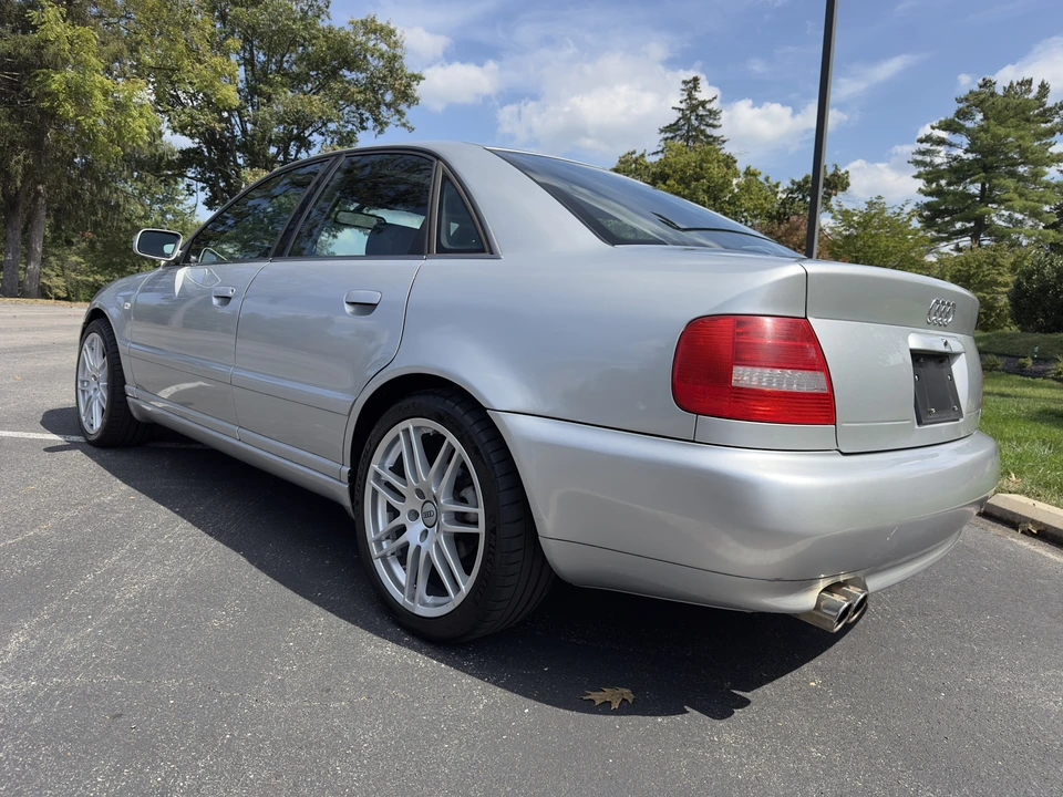 2001 Audi B5 S4 - Image 9 of 31