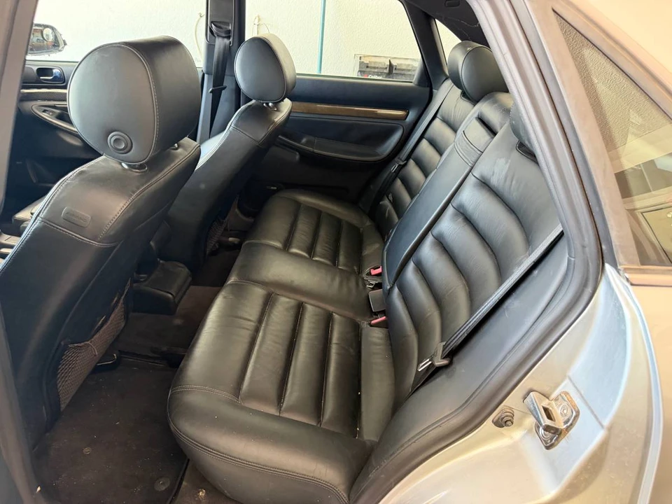 2001 Audi B5 S4 - Image 10 of 10