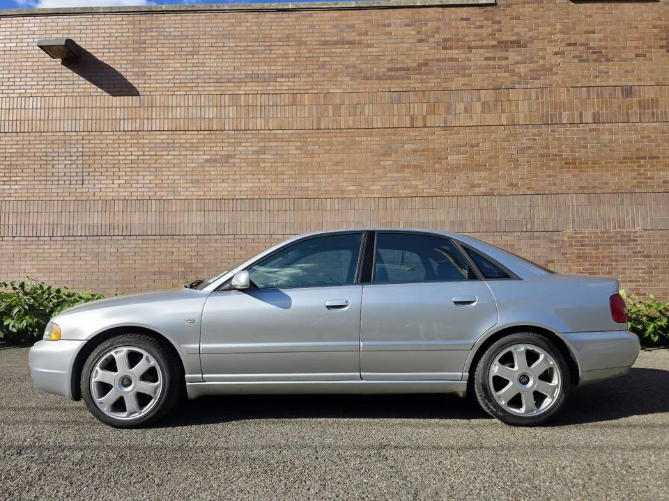 2001 Audi B5 S4 - Image 5 of 13