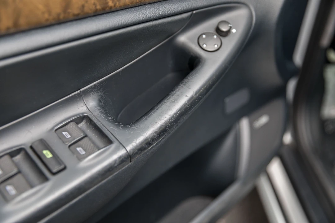 2001 Audi B5 S4 - Image 16 of 23
