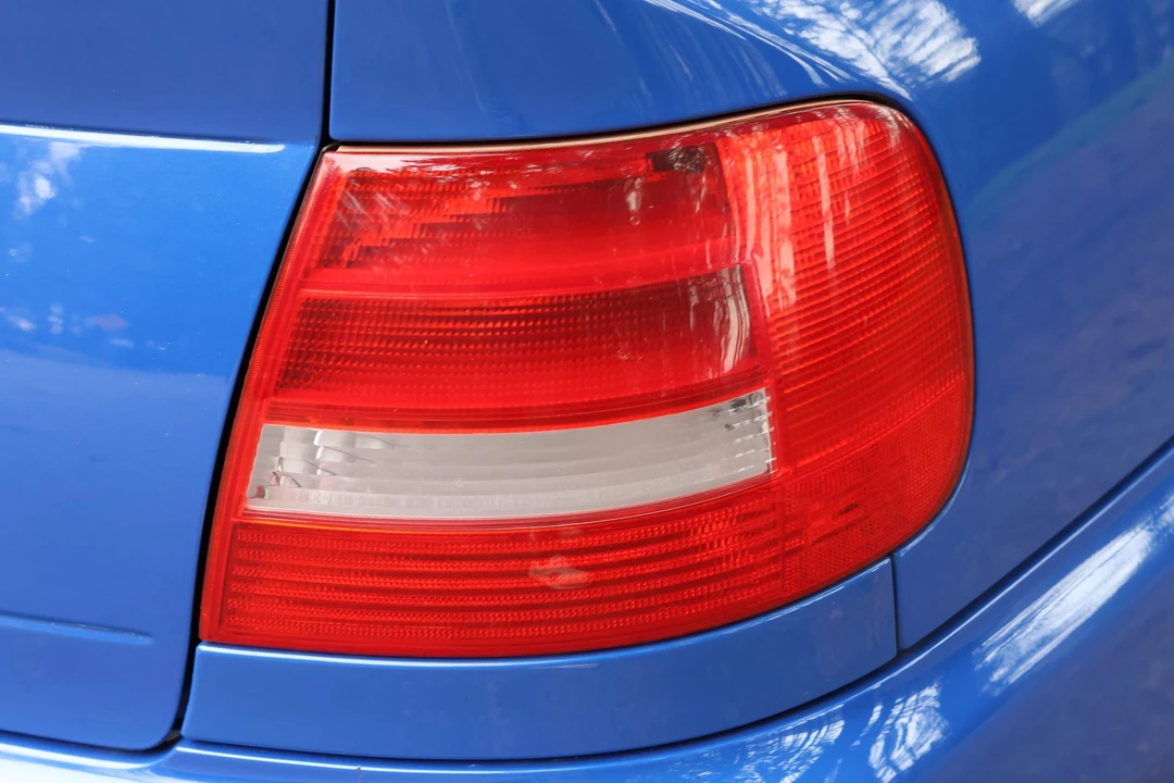 2001 Audi B5 S4 - Image 19 of 31