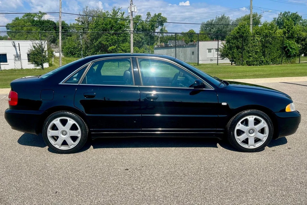 2001 Audi B5 S4 - Image 3 of 31