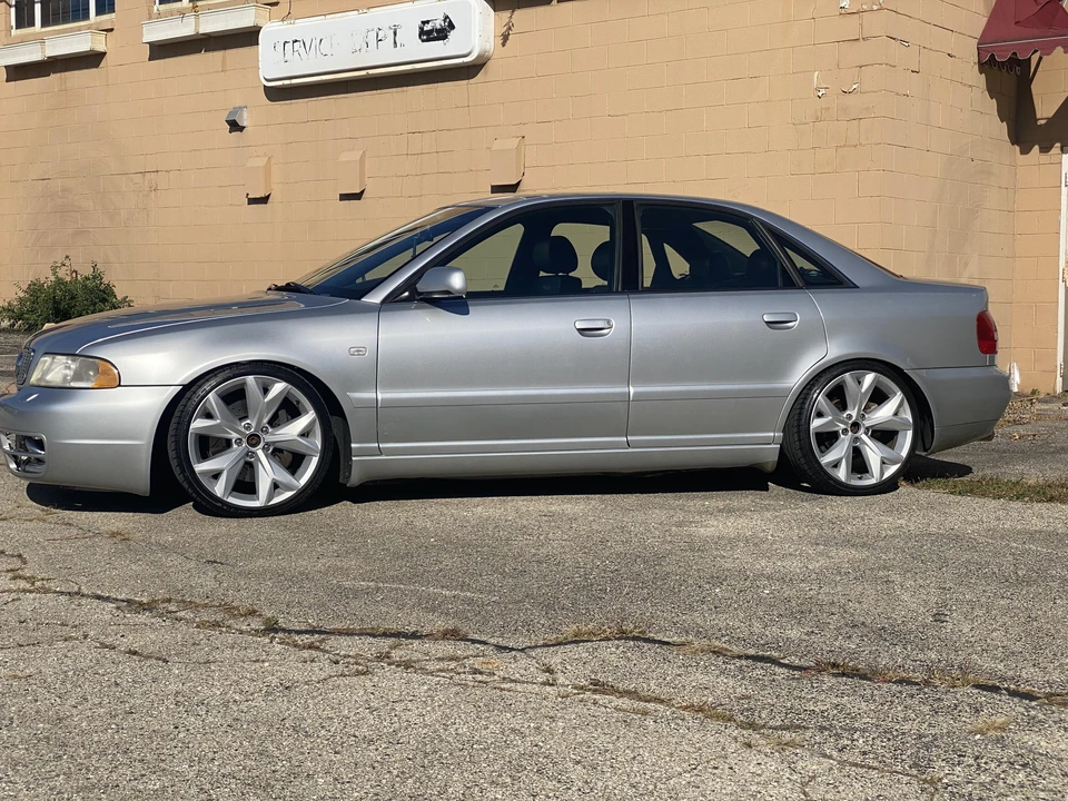 2001 Audi B5 S4 - Image 9 of 31
