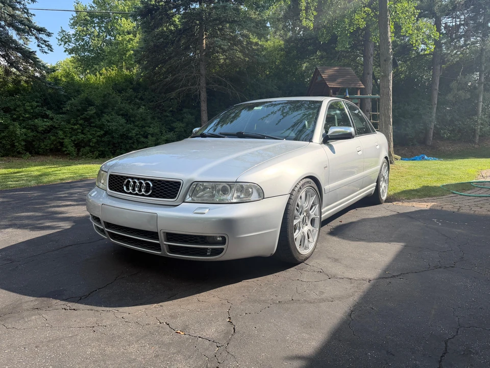 2001 Audi B5 S4 - Image 8 of 31