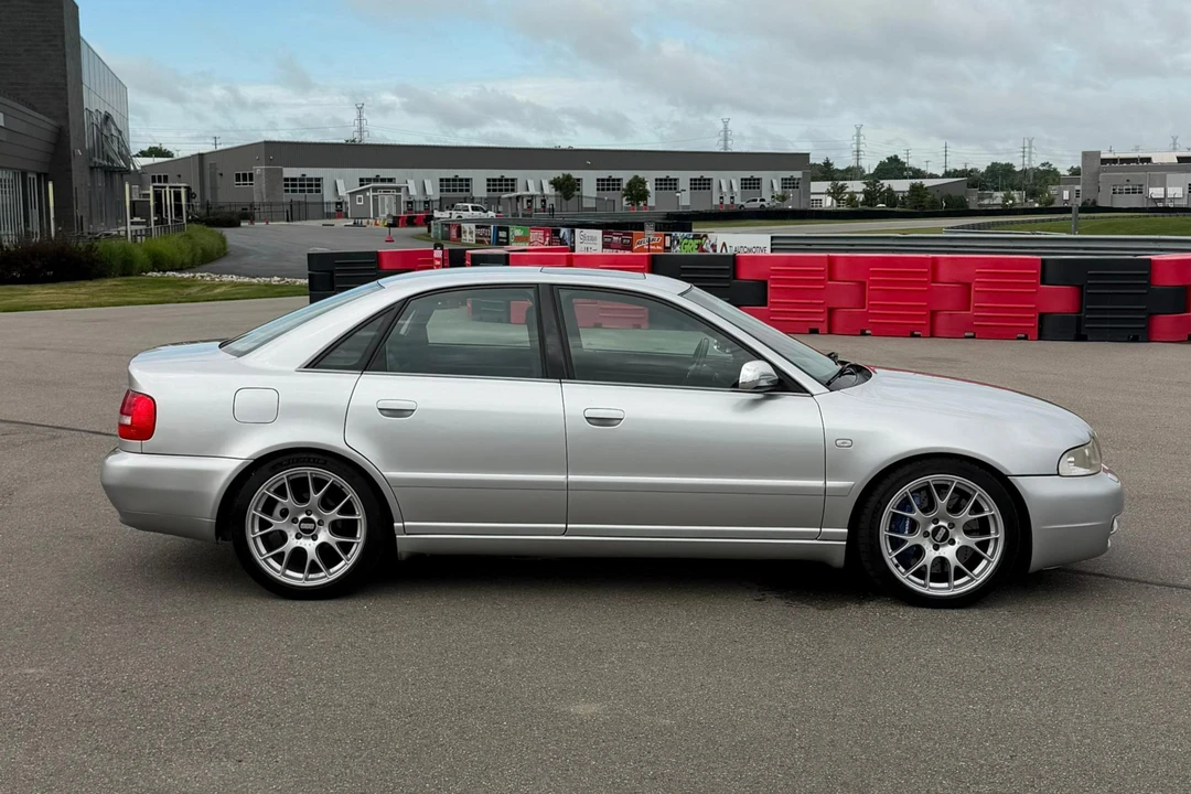 2001 Audi B5 S4 - Image 16 of 31