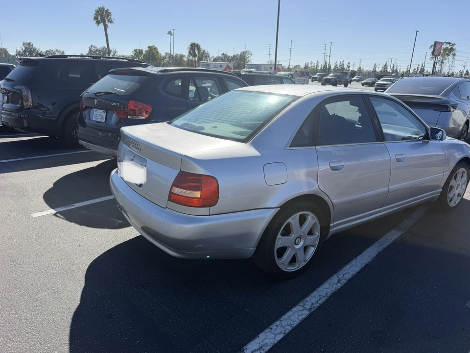 2001 Audi B5 S4 - Image 6 of 11