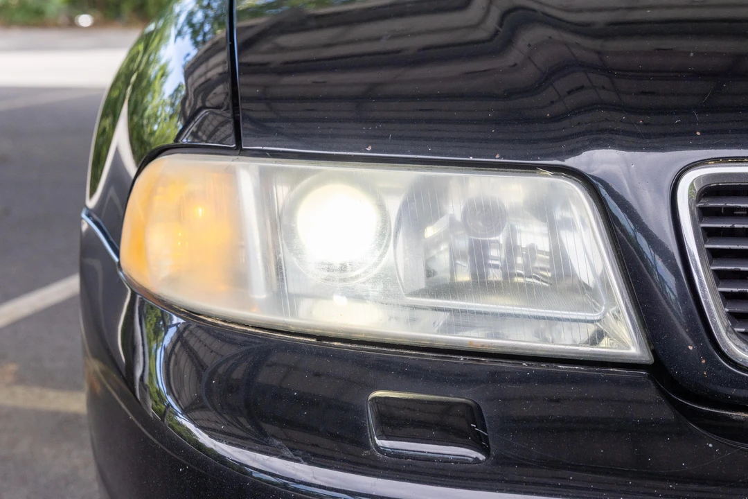 2001 Audi B5 S4 - Image 10 of 31