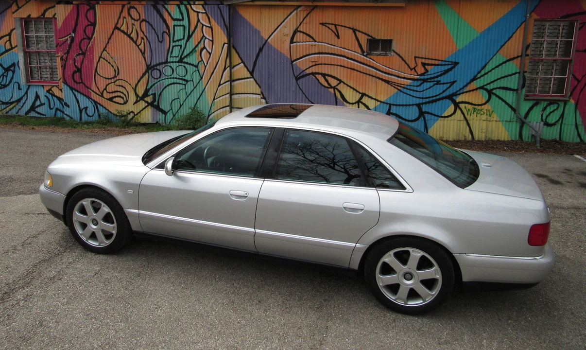 2001 Audi D2 S8 - Image 10 of 31