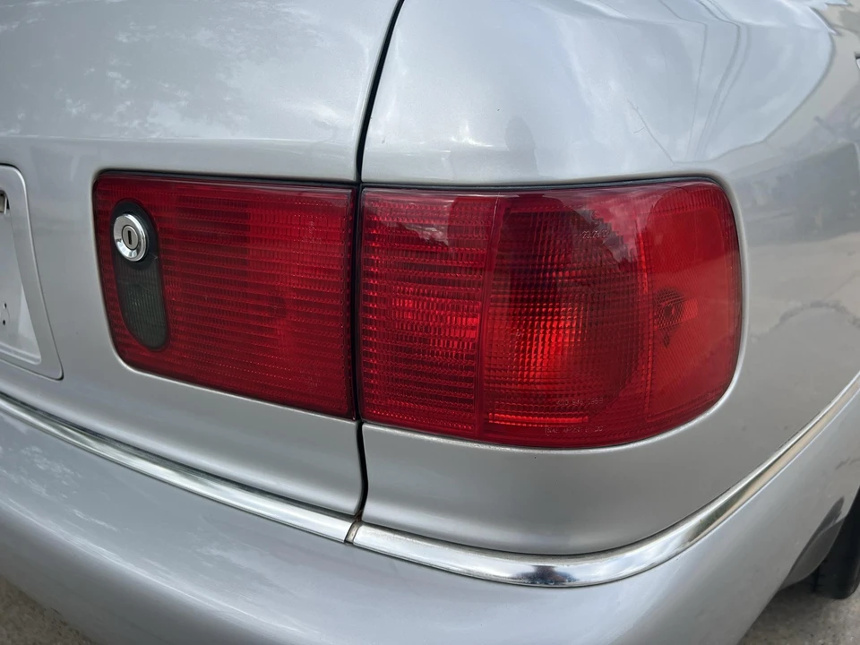 2001 Audi D2 S8 - Image 16 of 31