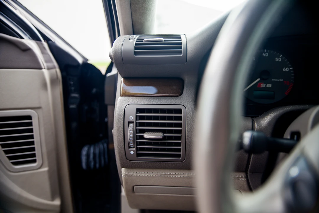 2001 Audi D2 S8 - Image 28 of 31