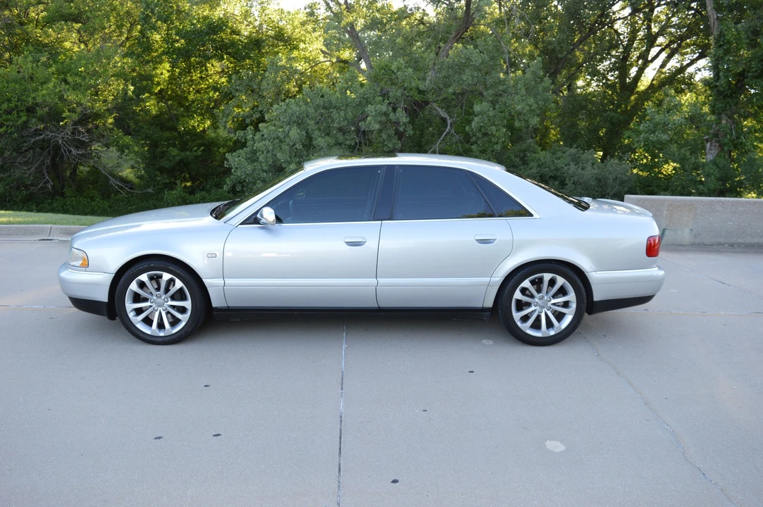 2001 Audi D2 S8 - Image 13 of 31