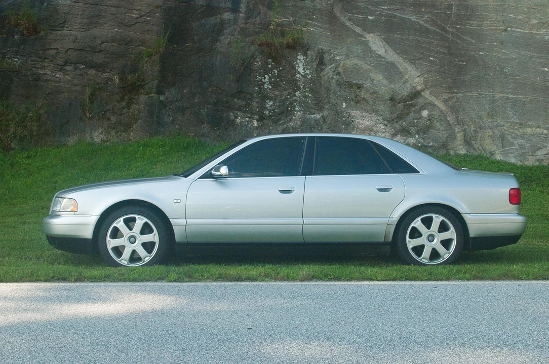 2001 Audi D2 S8 - Image 13 of 31
