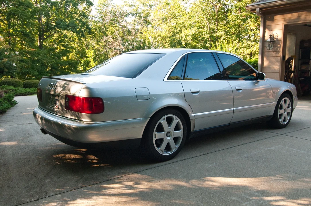 2001 Audi D2 S8 - Image 9 of 31