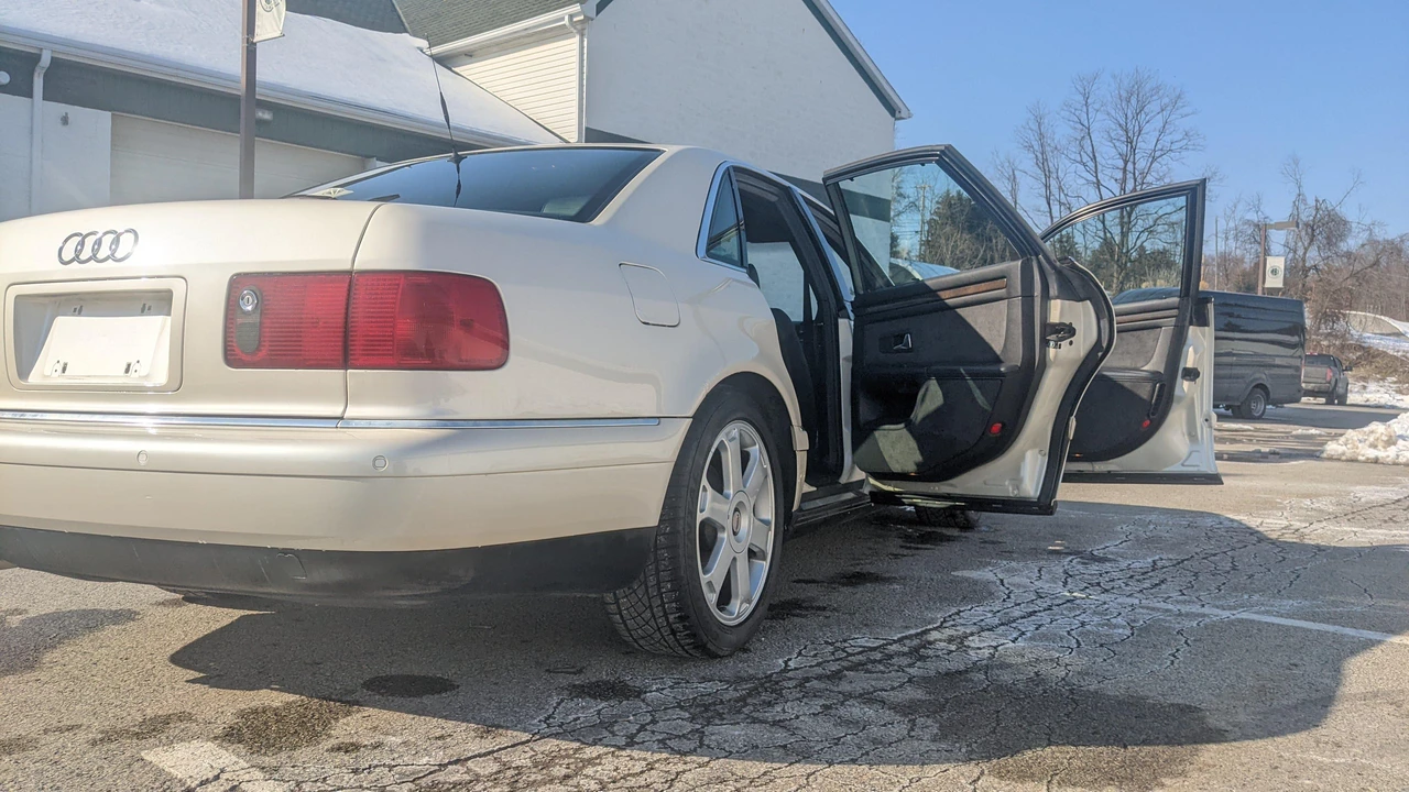 2001 Audi D2 S8 - Image 19 of 31