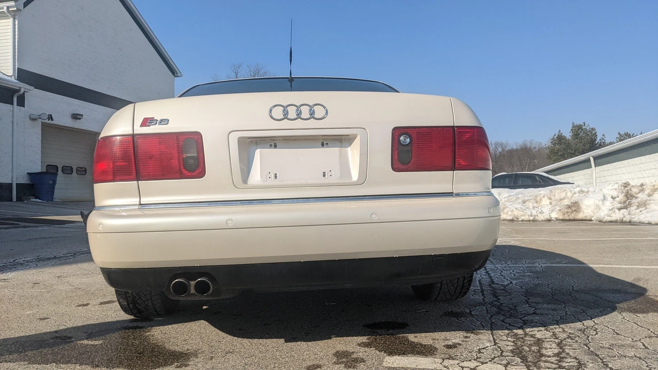 2001 Audi D2 S8 - Image 12 of 31