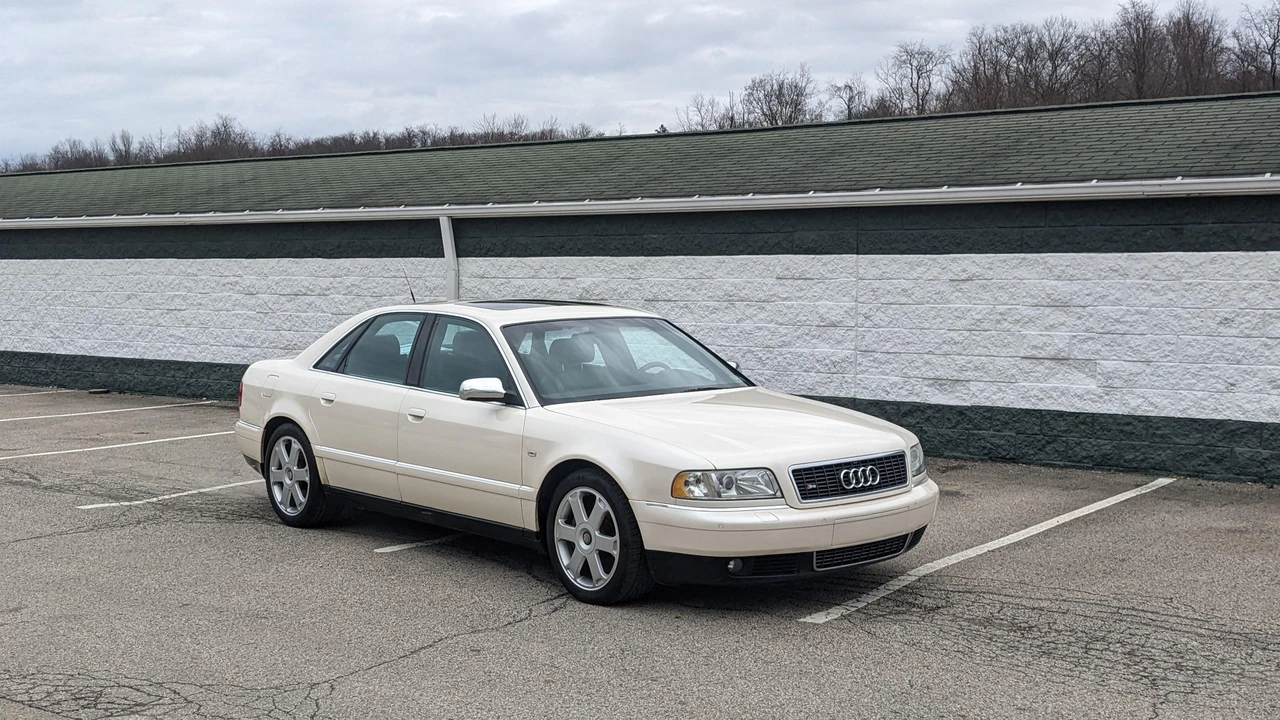 2001 Audi D2 S8 - Image 16 of 31