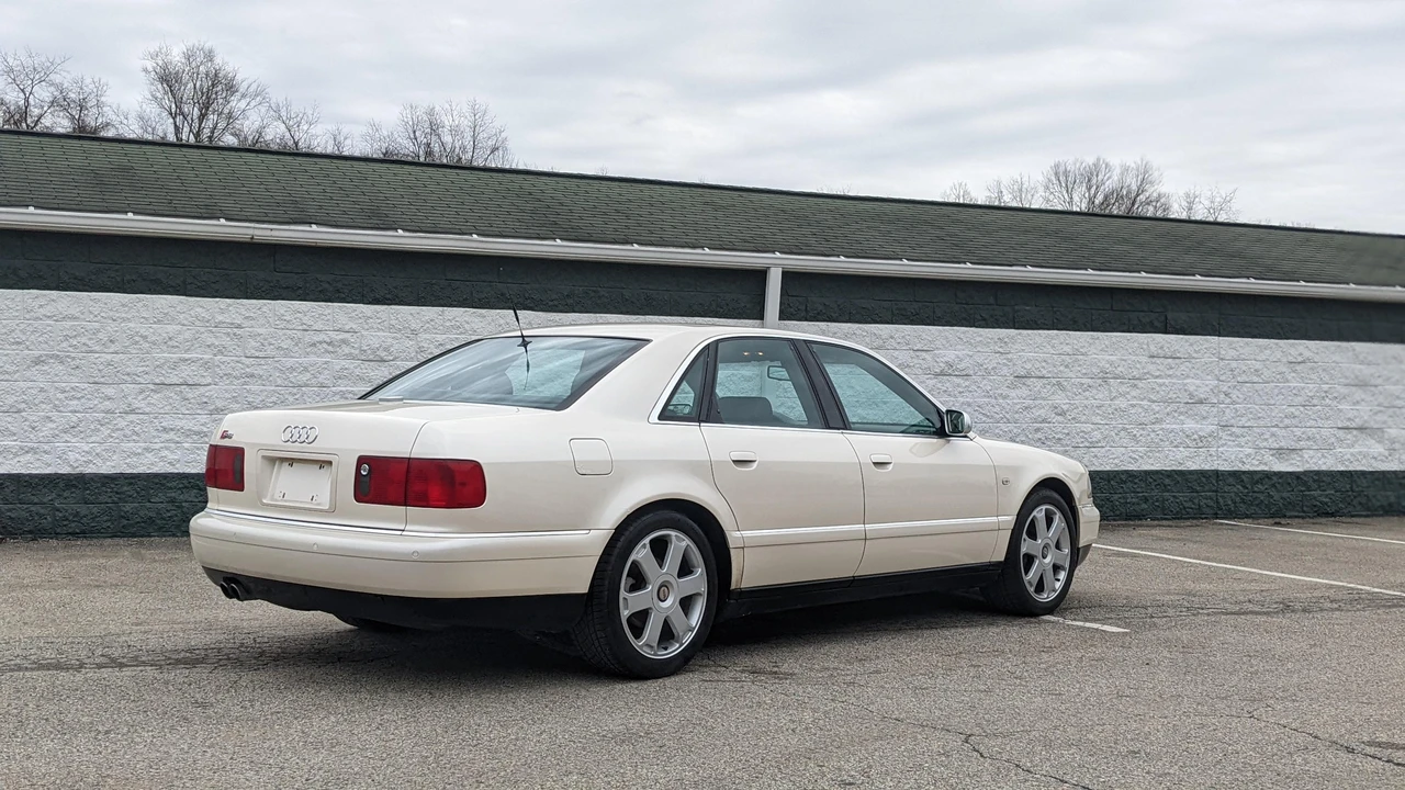 2001 Audi D2 S8 - Image 15 of 31