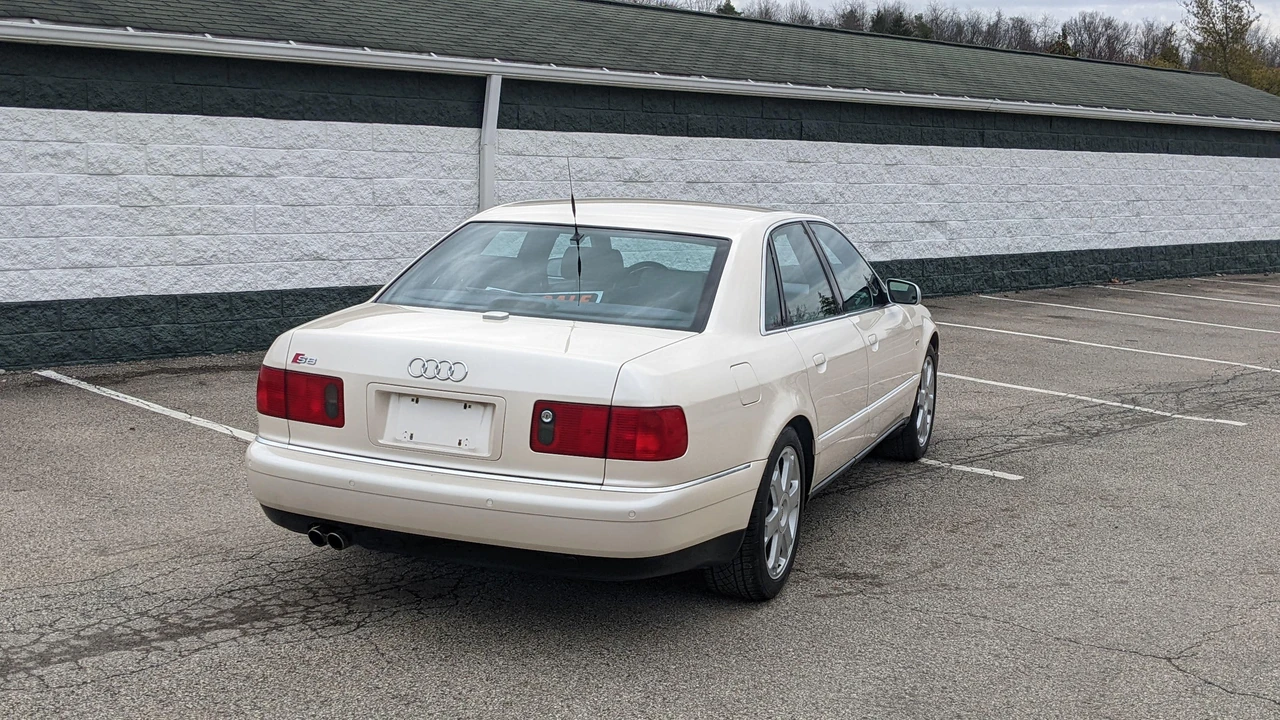 2001 Audi D2 S8 - Image 13 of 31