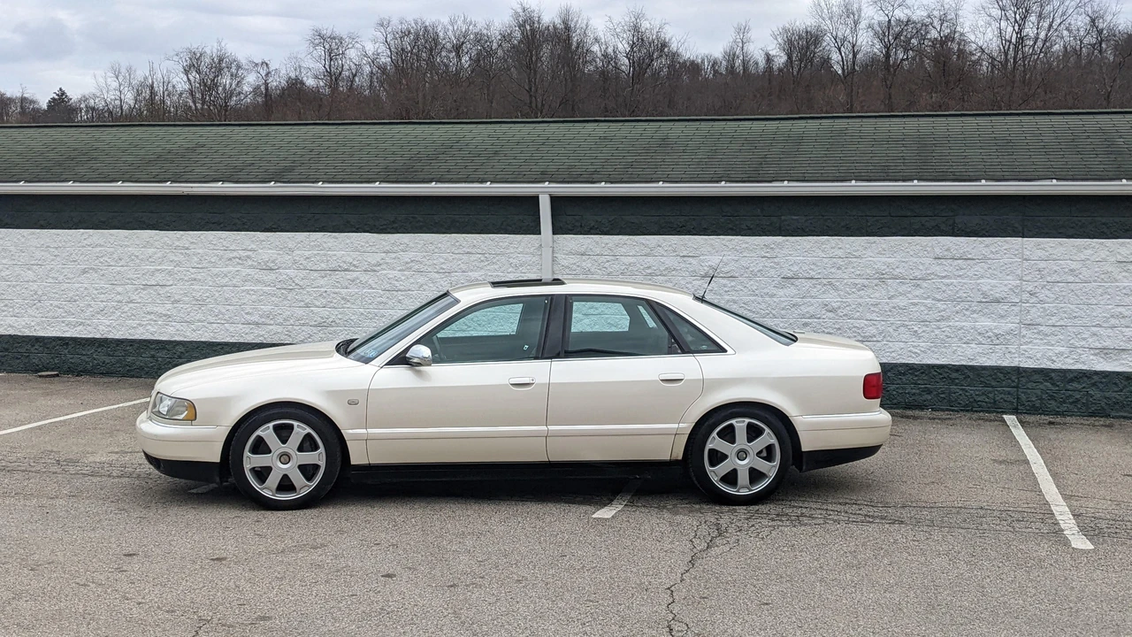 2001 Audi D2 S8 - Image 10 of 31