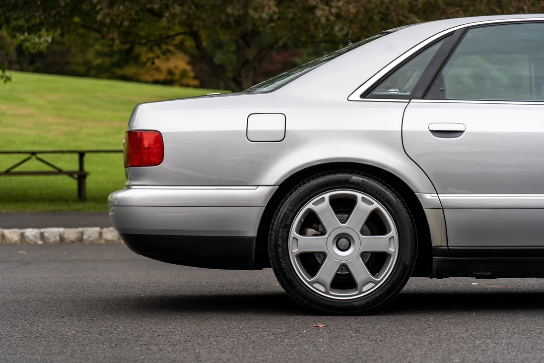 2001 Audi D2 S8 - Image 16 of 31