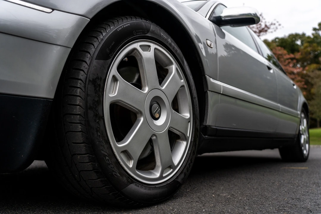 2001 Audi D2 S8 - Image 12 of 31