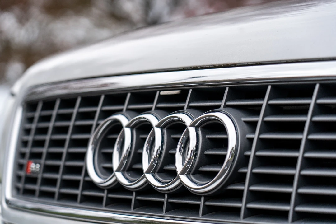 2001 Audi D2 S8 - Image 11 of 31
