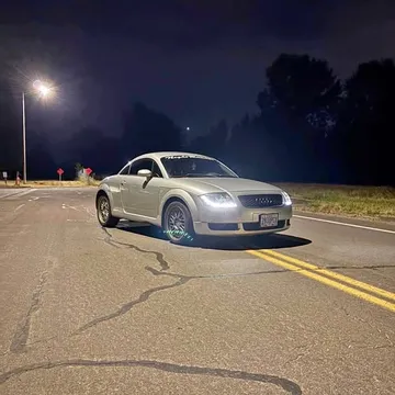 2001 Audi TT 225 Quattro Coupe 2D