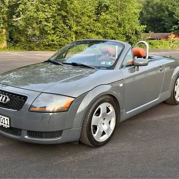 2001 Audi TT 225 Quattro Roadster 2D