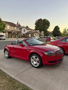 2001 Audi TT 225 Quattro Roadster 2D