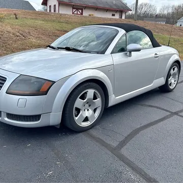 2001 Audi TT Convertible 2D