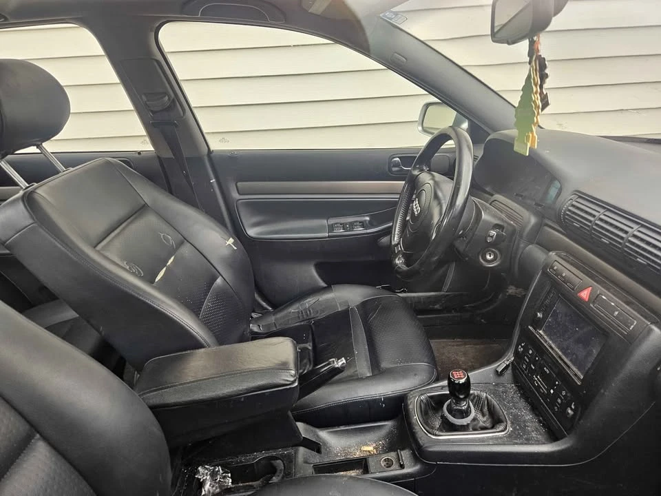 2001 Audi A4 - Image 2 of 2