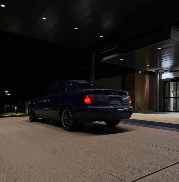 2001 Audi A4 - Image 2 of 12