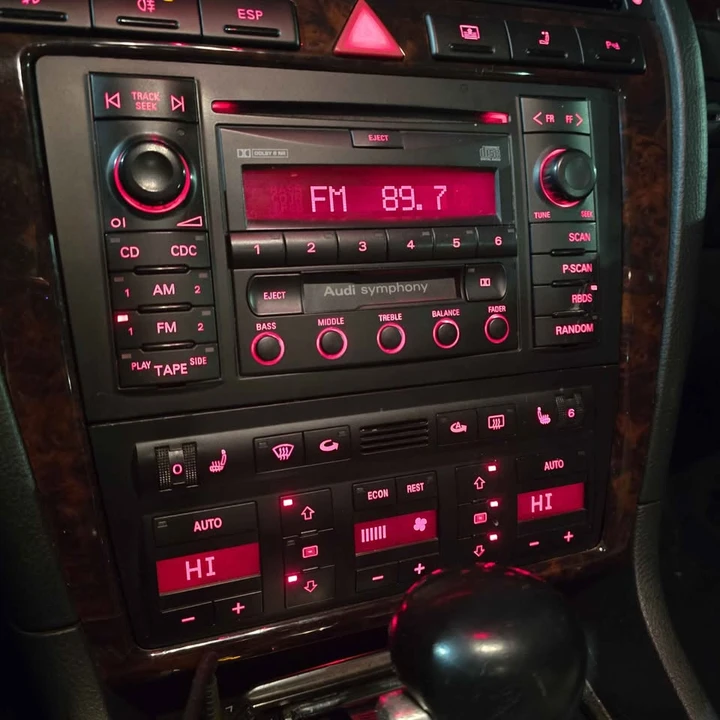 2001 Audi D2 A8 - Image 9 of 9