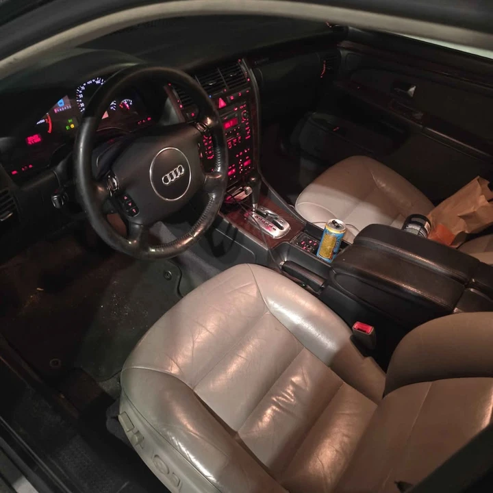 2001 Audi D2 A8 - Image 8 of 9