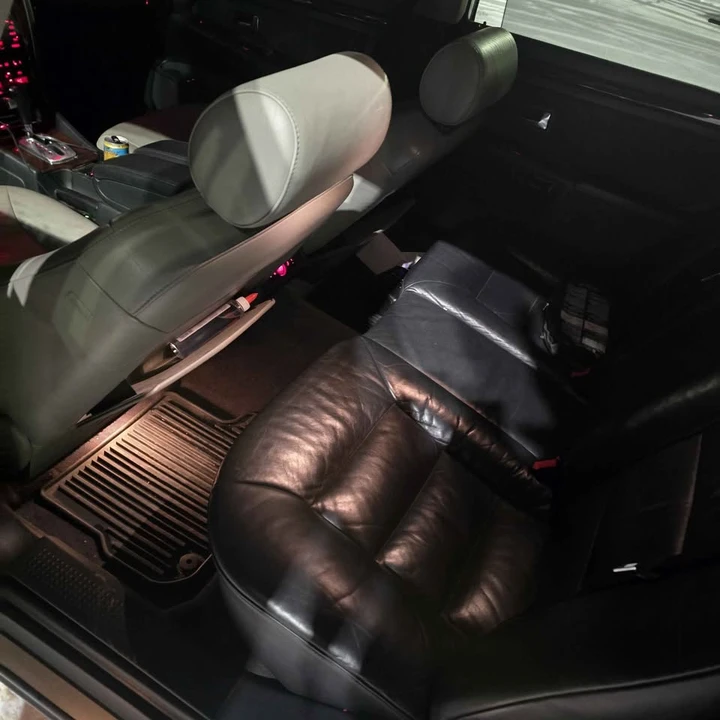 2001 Audi D2 A8 - Image 7 of 9