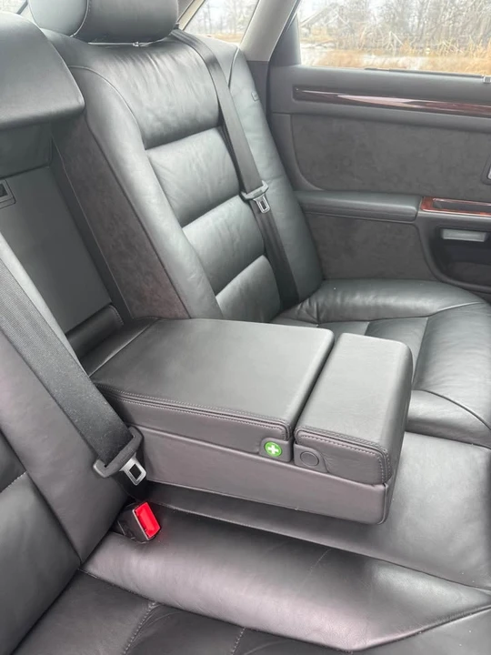 2001 Audi D2 A8 - Image 11 of 19