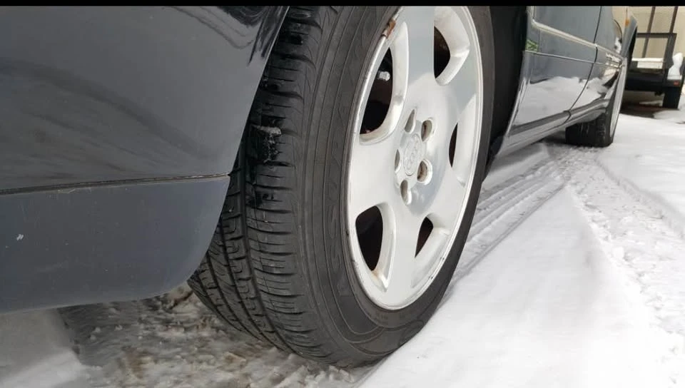 2001 Audi D2 A8 - Image 7 of 7