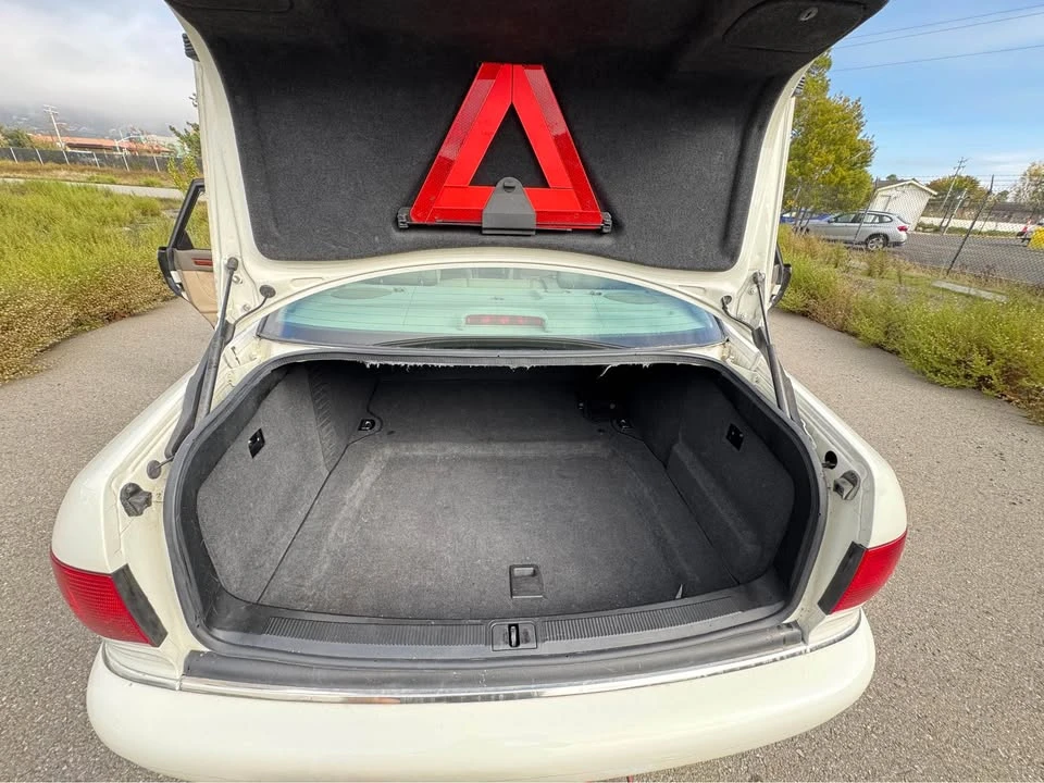 2001 Audi D2 A8 - Image 15 of 15