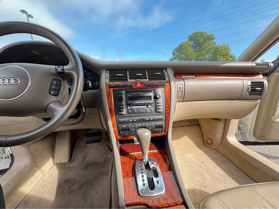 2001 Audi D2 A8 - Image 3 of 15
