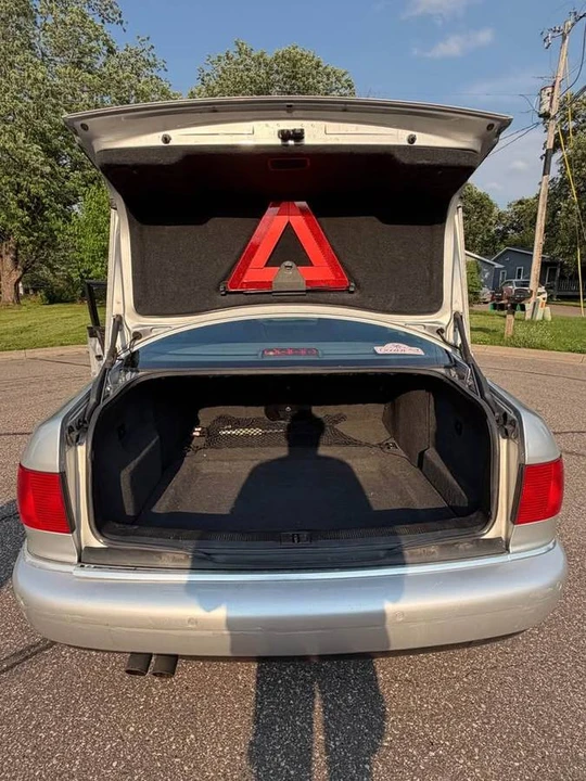 2001 Audi D2 A8 - Image 13 of 15