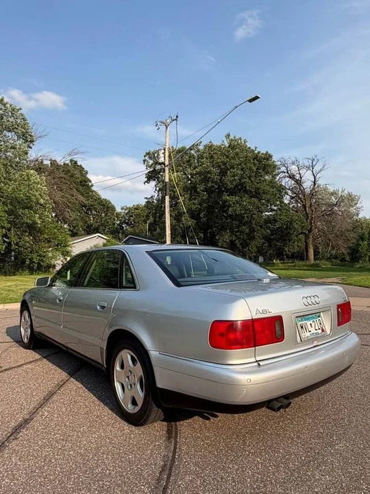 2001 Audi D2 A8 - Image 7 of 15