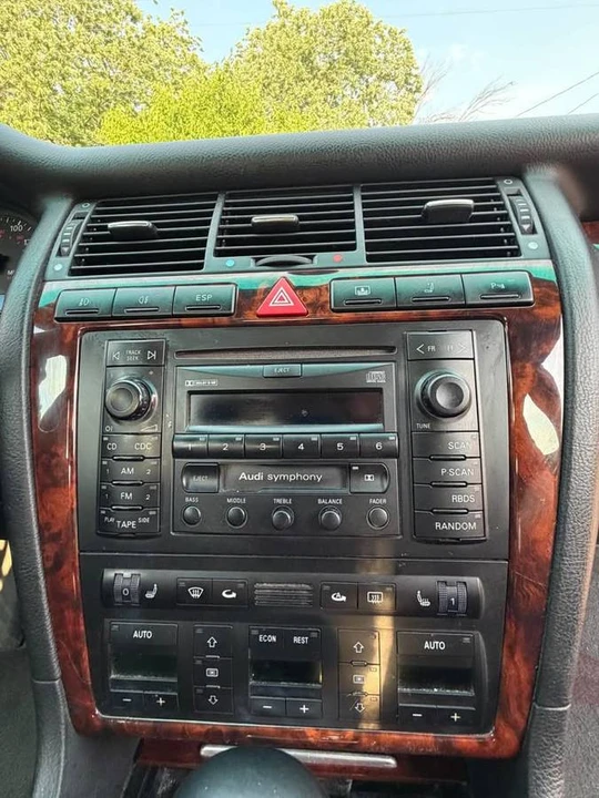 2001 Audi D2 A8 - Image 15 of 15