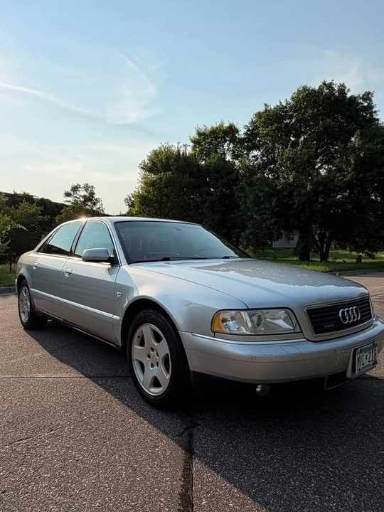 2001 Audi D2 A8 - Image 3 of 15